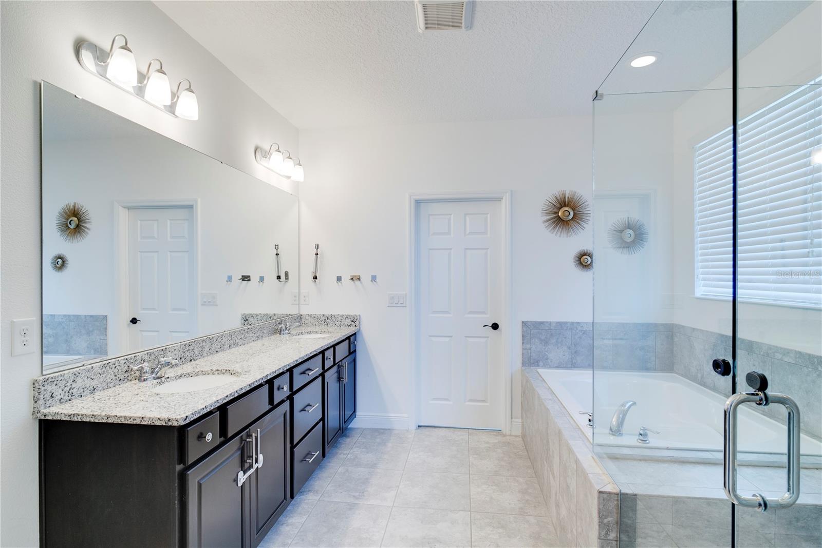 Image 30 of 36 For 15755 Sweet Limetta Drive