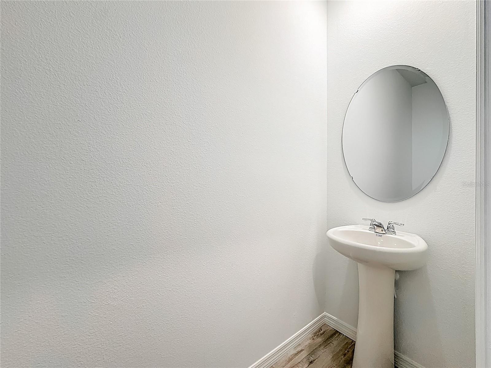 Image 22 of 54 For 2645 Olympic Court