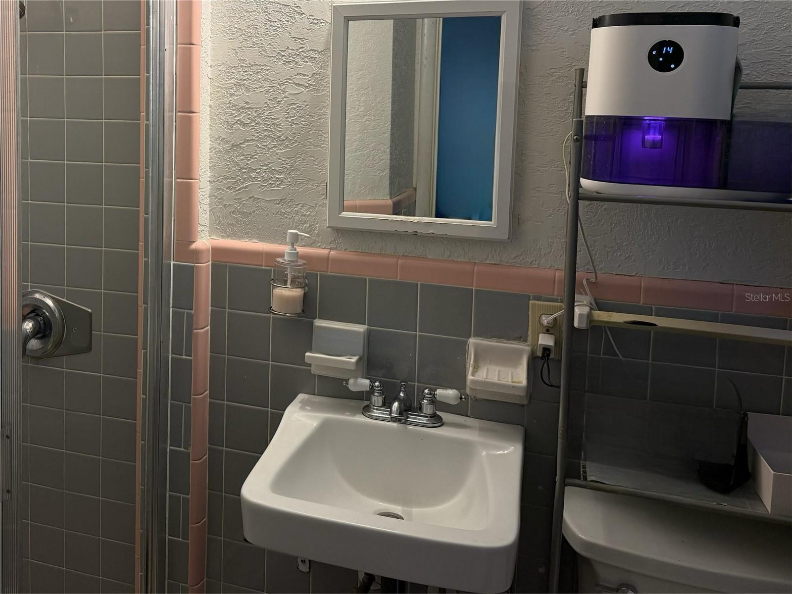 Image 10 of 16 For 6233 Balboa Drive