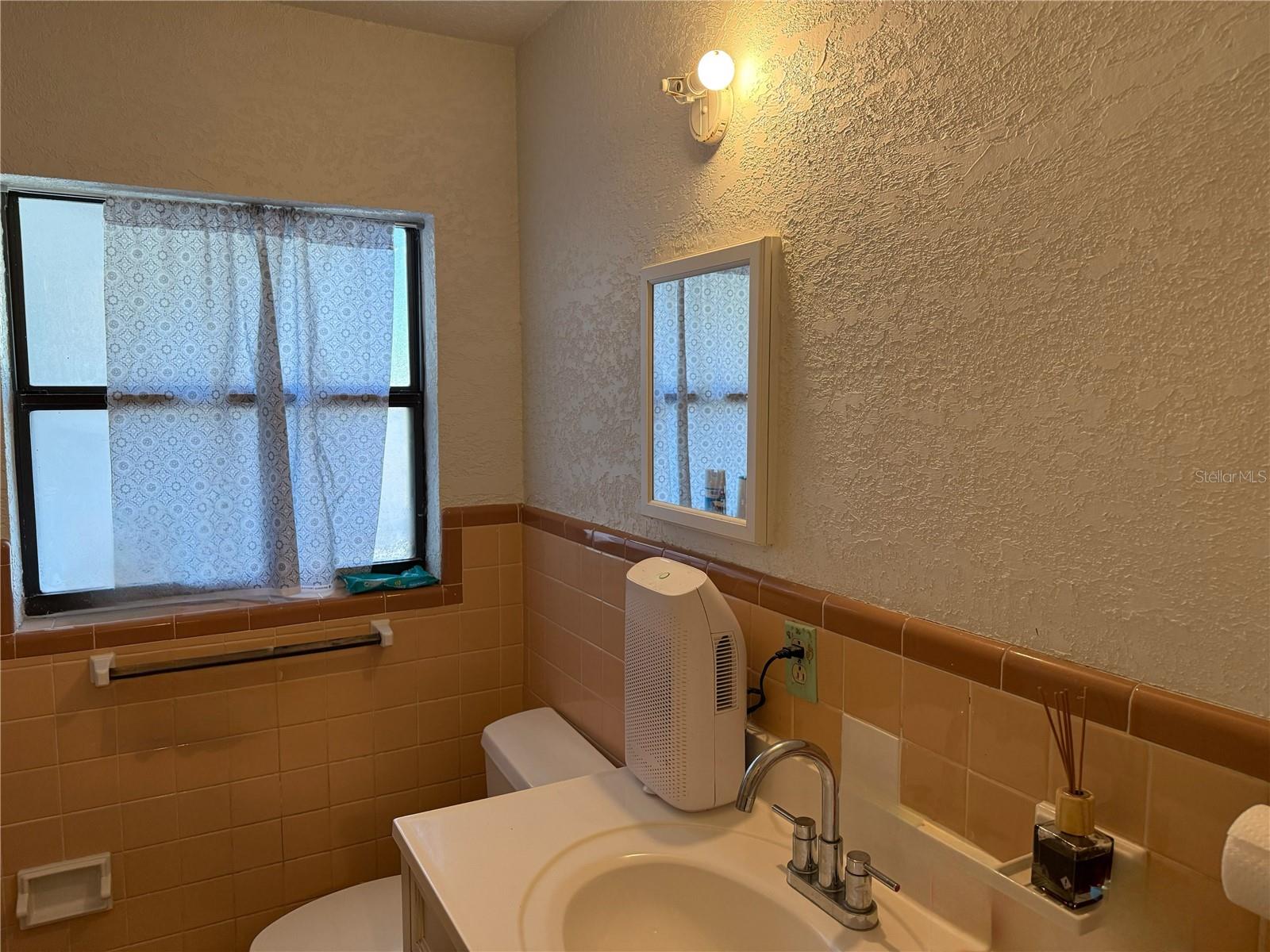 Image 11 of 16 For 6233 Balboa Drive