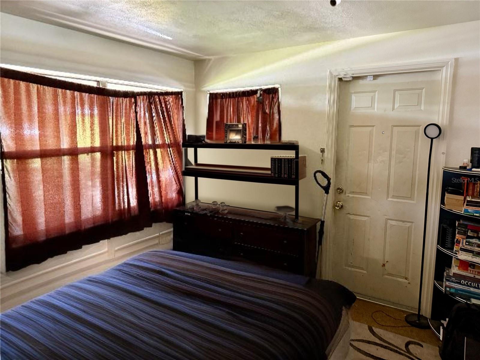 Image 5 of 16 For 6233 Balboa Drive