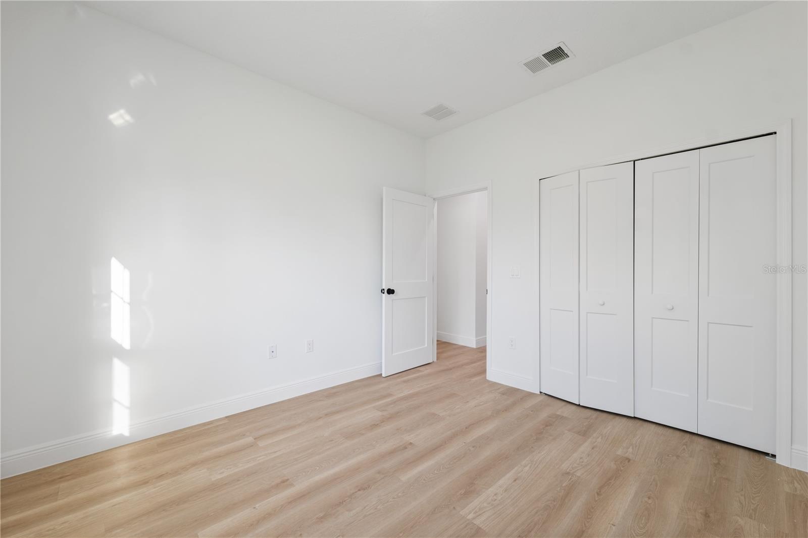 Image 15 of 22 For 7361 Ireland Drive