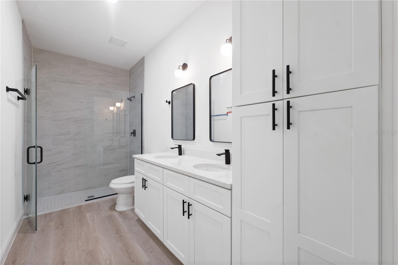 Image 20 of 22 For 7361 Ireland Drive