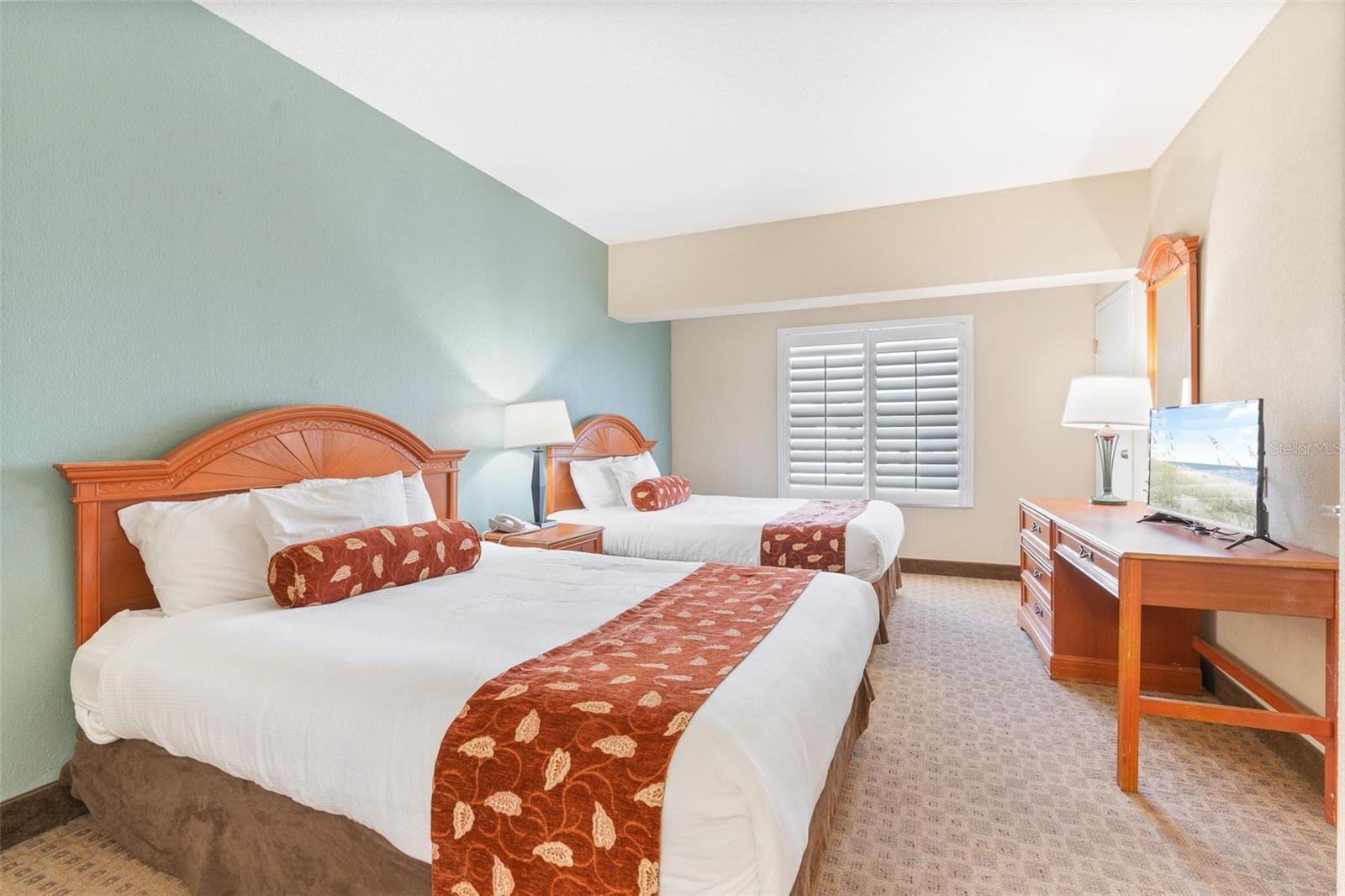 Image 11 of 37 For 7601 Canada Avenue