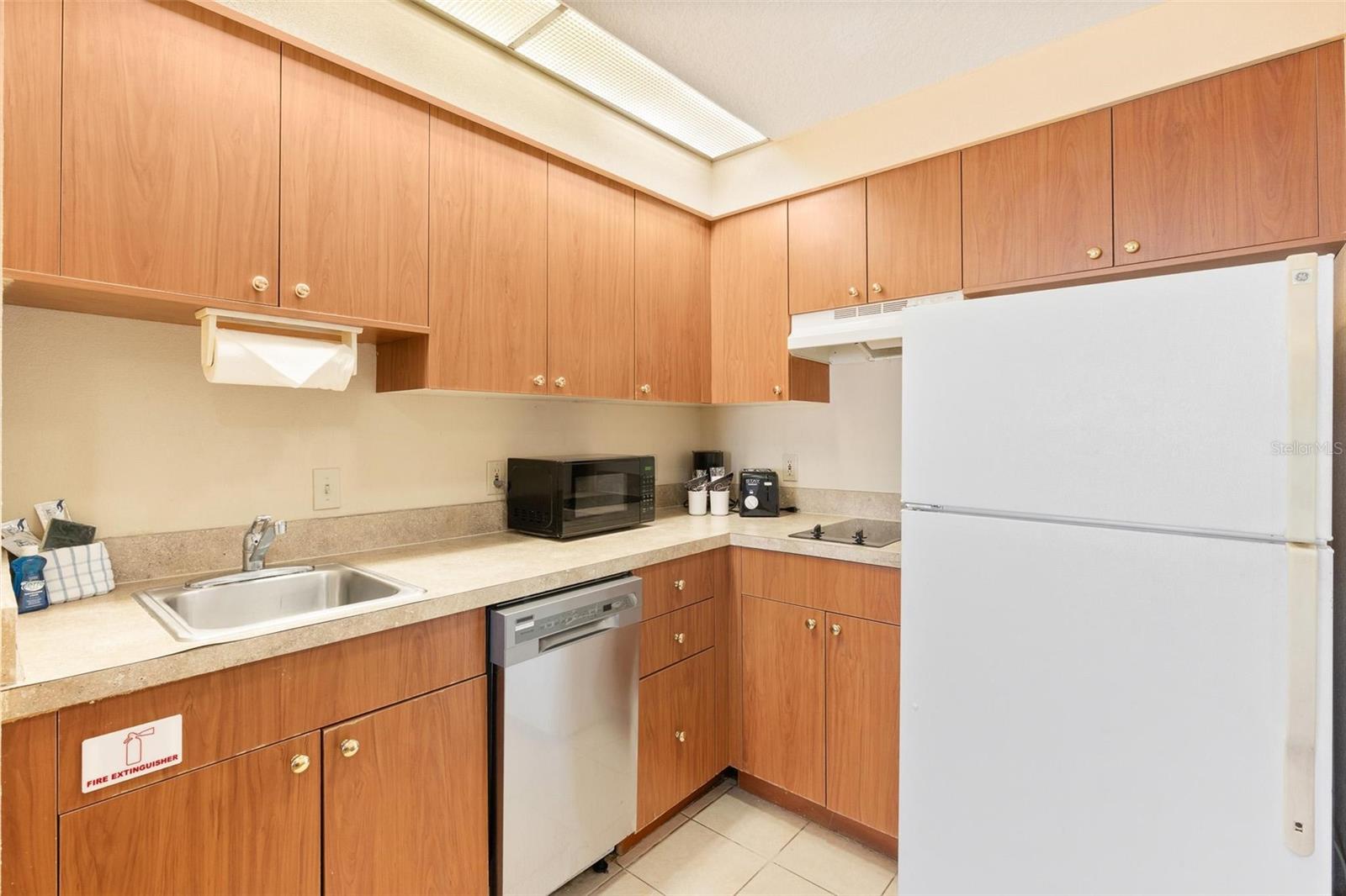 Image 6 of 37 For 7601 Canada Avenue