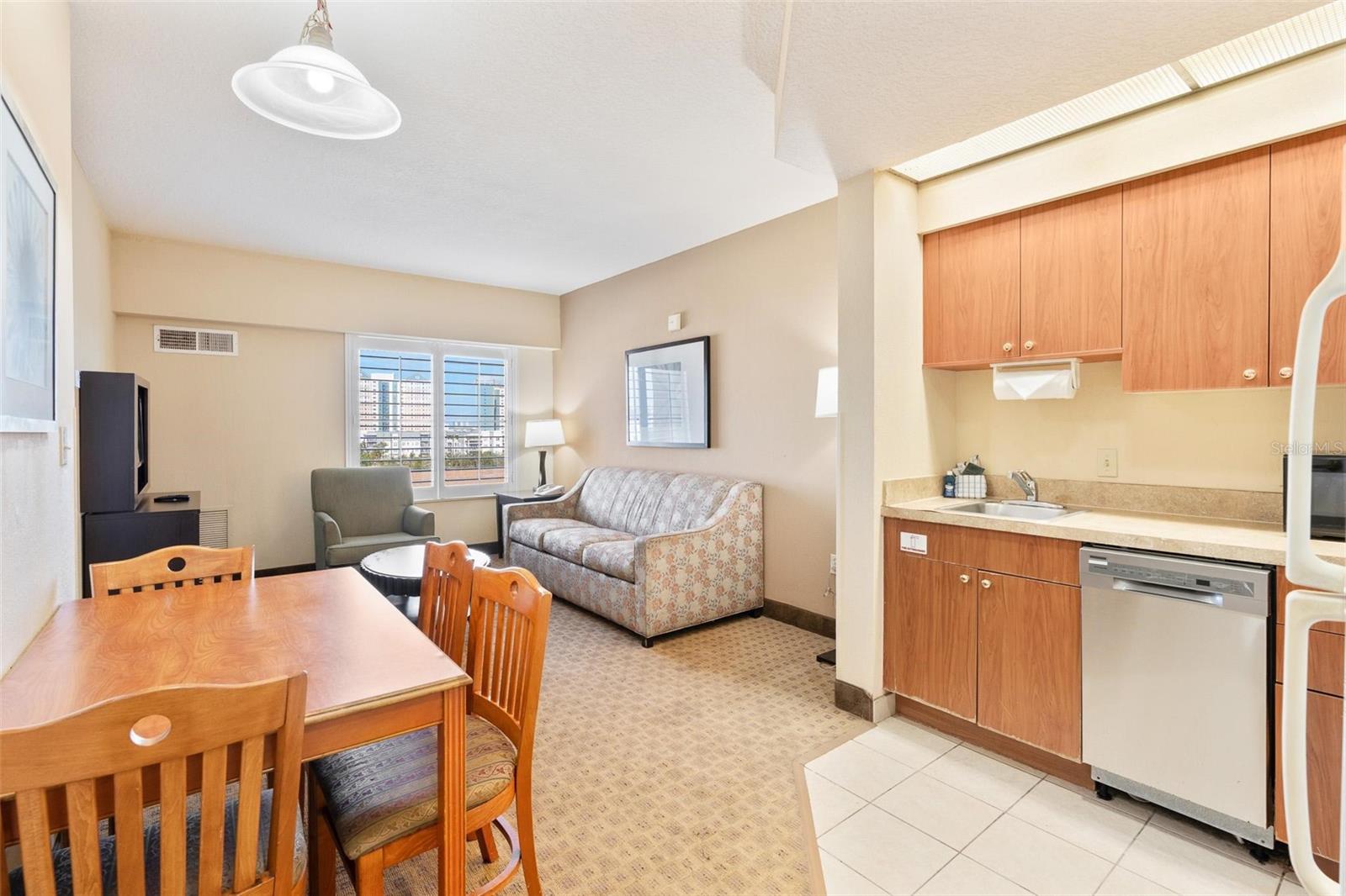 Image 7 of 37 For 7601 Canada Avenue