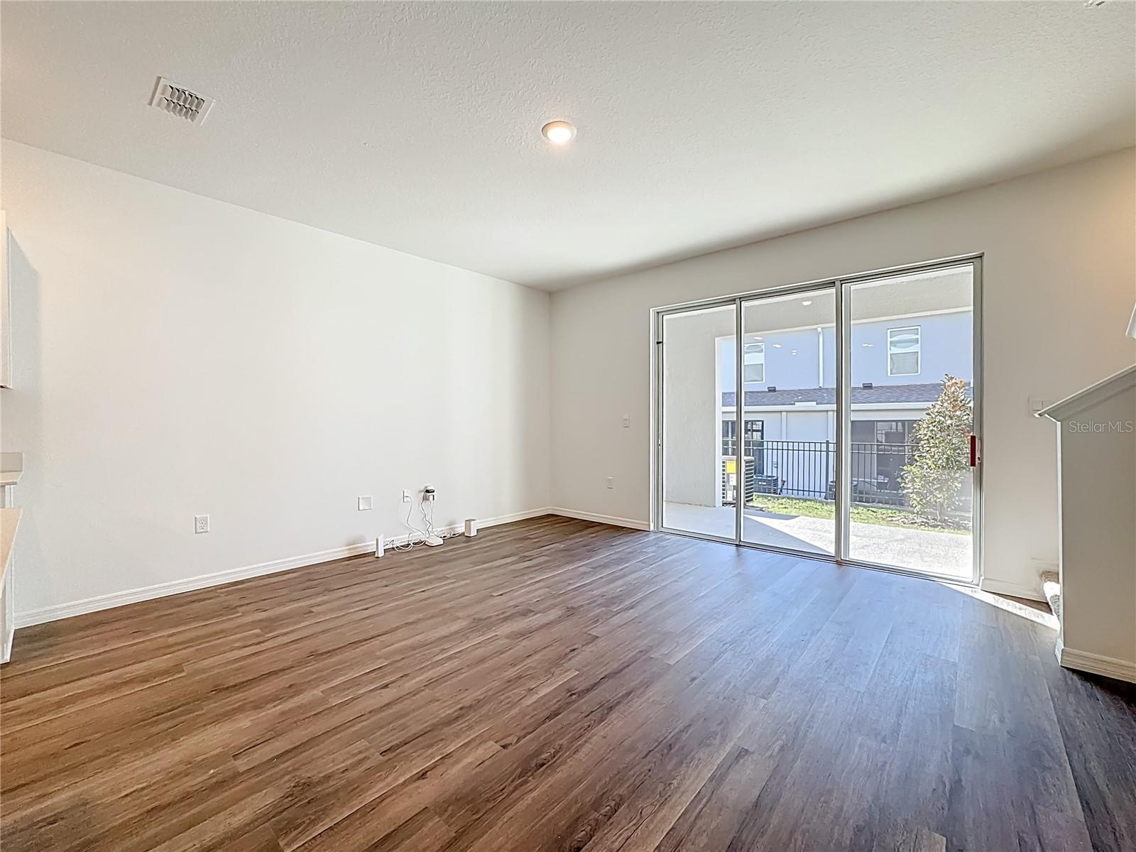 Image 15 of 49 For 2641 Olympic Court