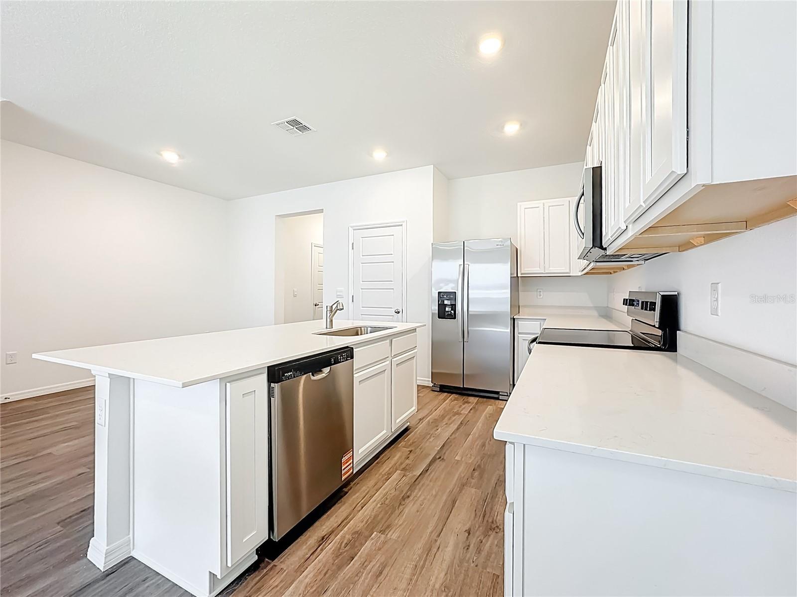 Image 9 of 49 For 2641 Olympic Court