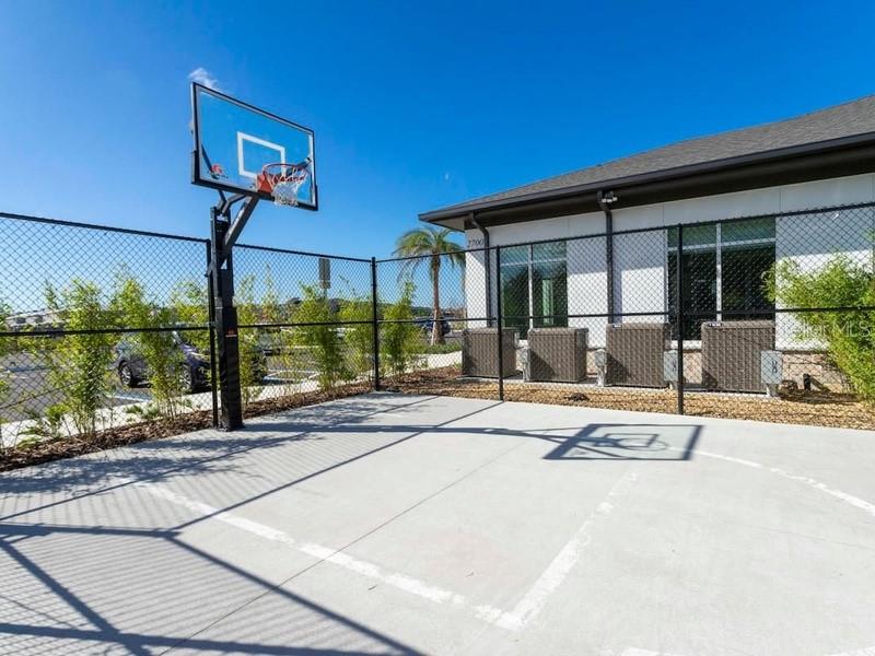 Image 54 of 59 For 4277 Quote Street