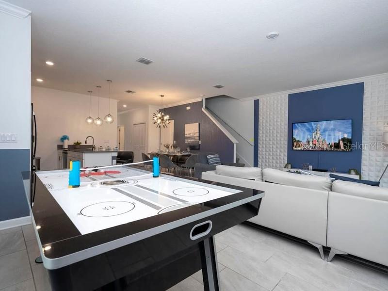 Image 8 of 59 For 4277 Quote Street