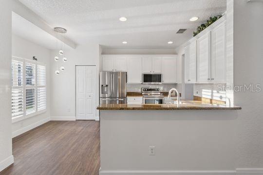 Image 26 of 77 For 5107 122nd Boulevard