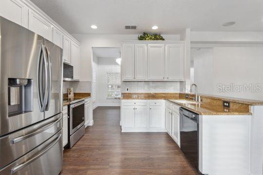 Image 8 of 77 For 5107 122nd Boulevard