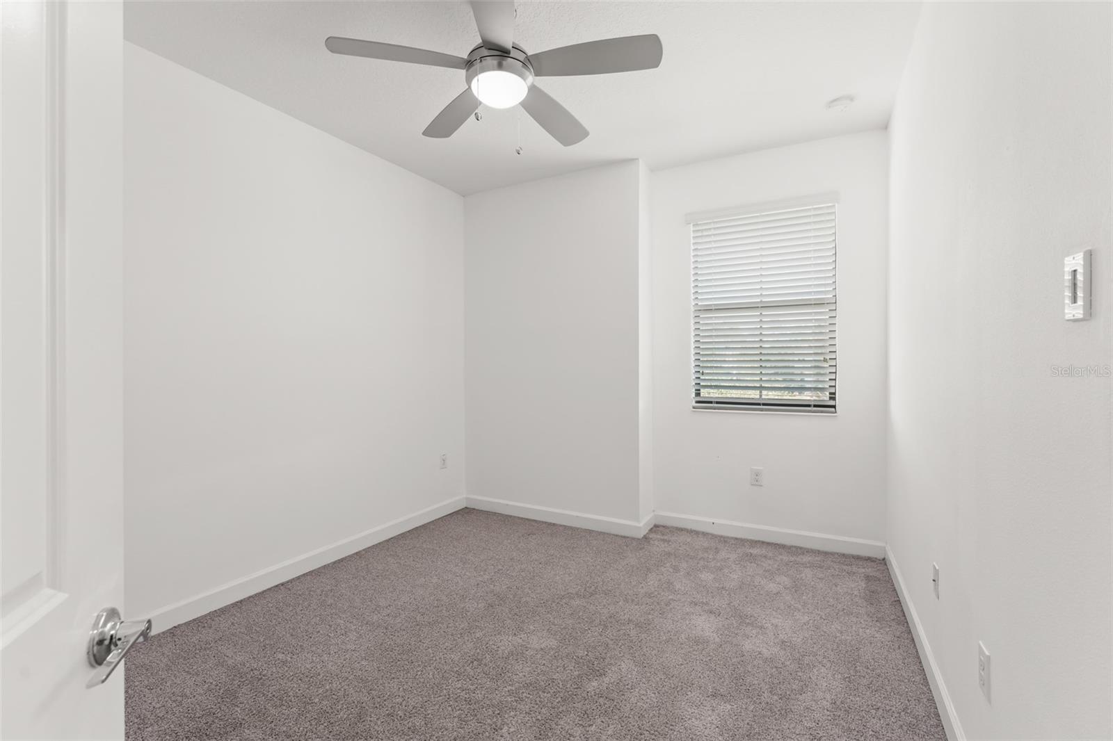 Image 20 of 40 For 1314 Royal St George Boulevard