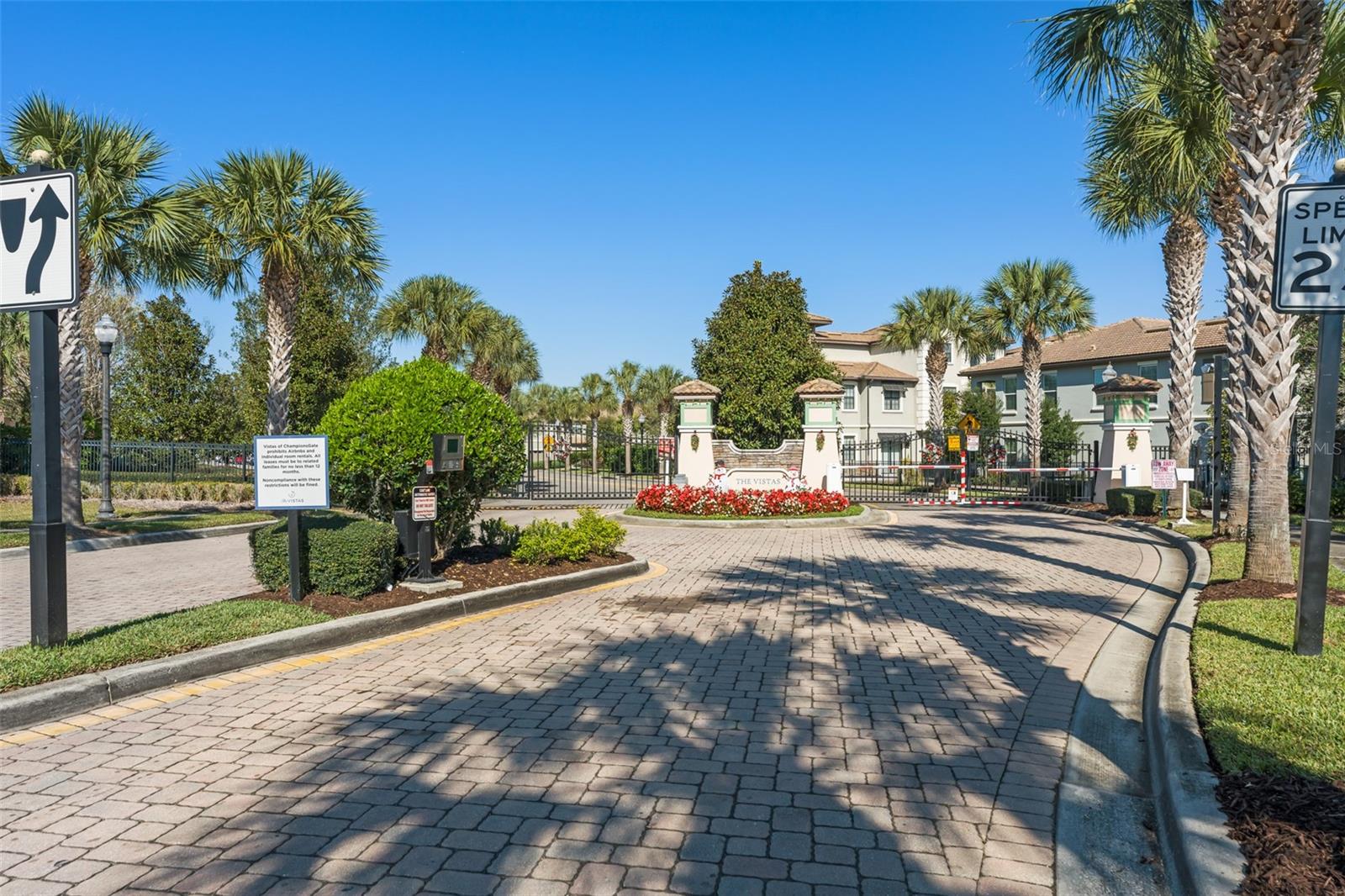 Image 35 of 40 For 1314 Royal St George Boulevard