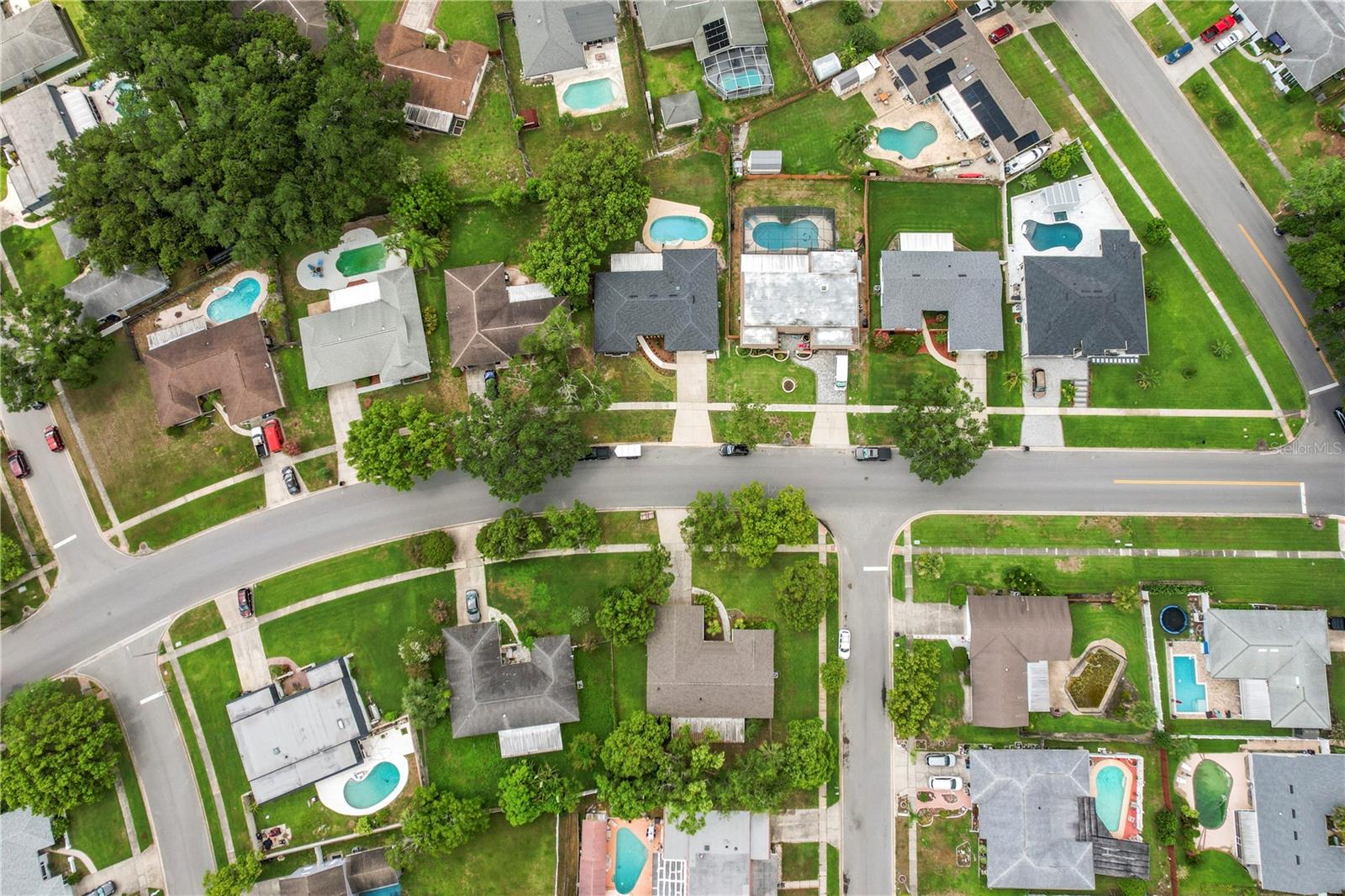 Image 42 of 42 For 607 Green Briar Boulevard