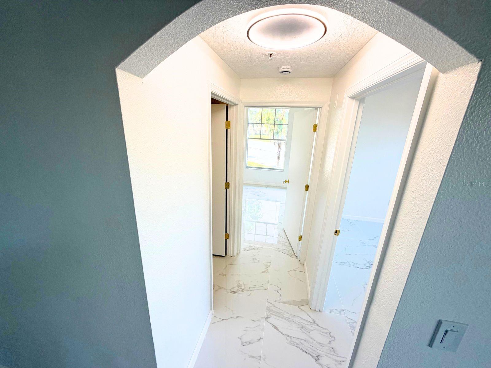 Image 12 of 28 For 5560 Metrowest Blvd  308