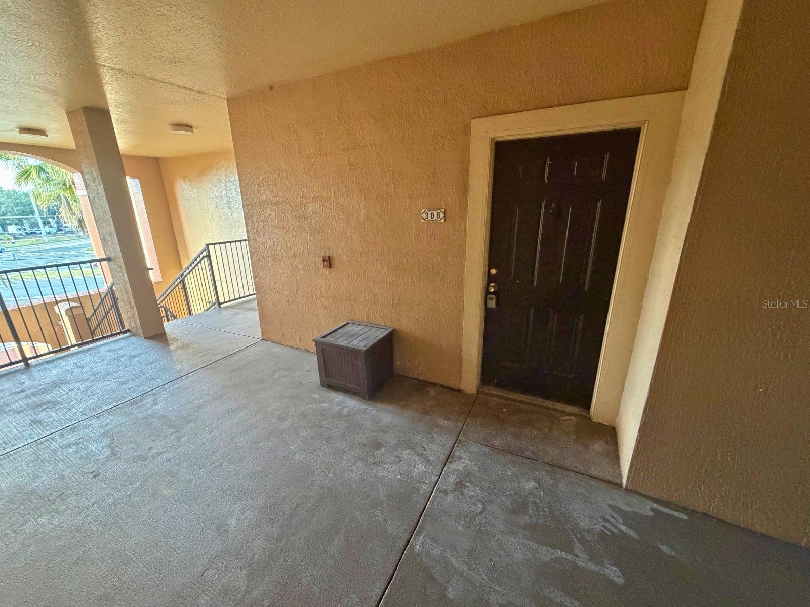 Image 2 of 28 For 5560 Metrowest Blvd  308