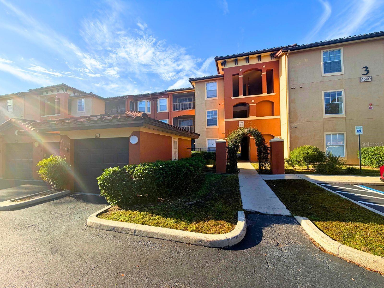 Image 23 of 28 For 5560 Metrowest Blvd  308