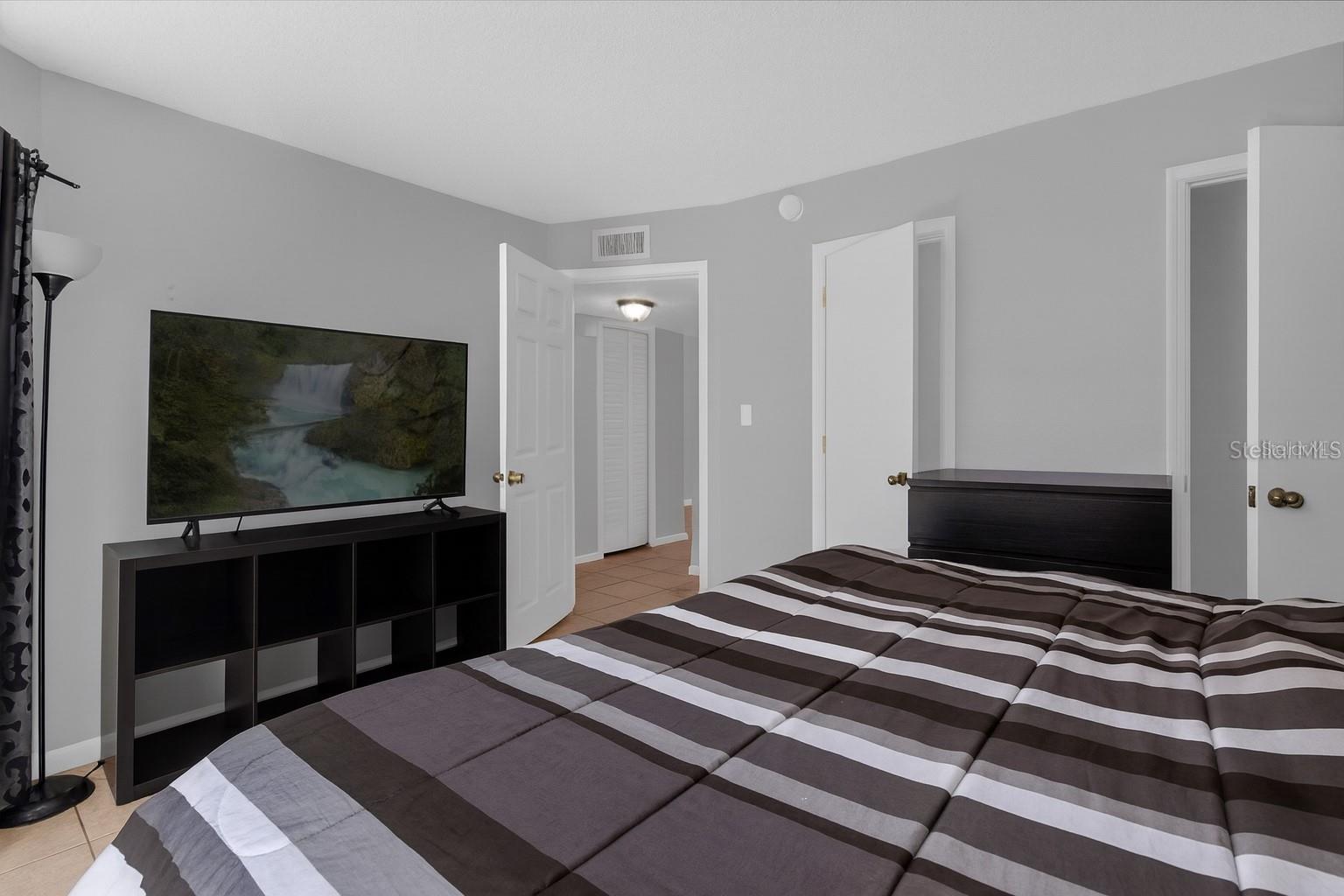 Image 10 of 24 For 2604 Lemon Tree Lane C