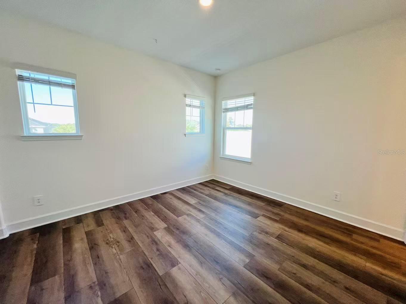 Image 40 of 63 For 1452 Waterview Ridge Circle