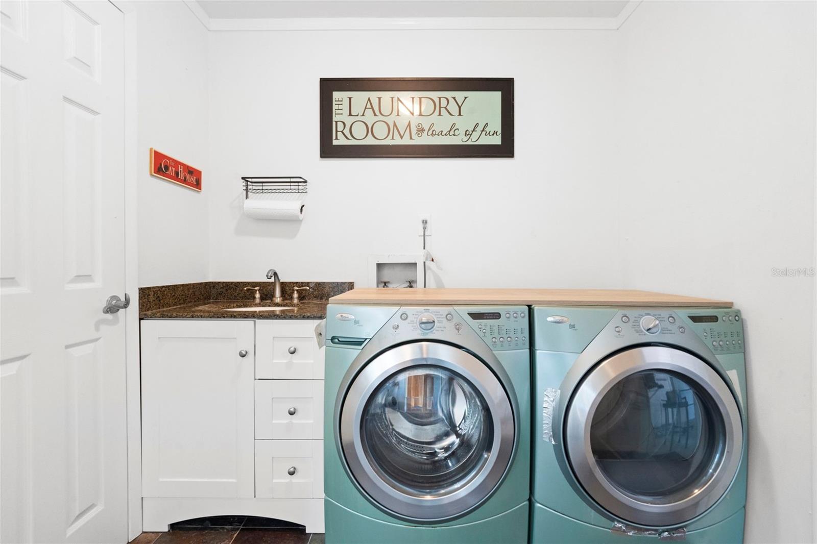 Image 34 of 70 For 811 Billsborough Road