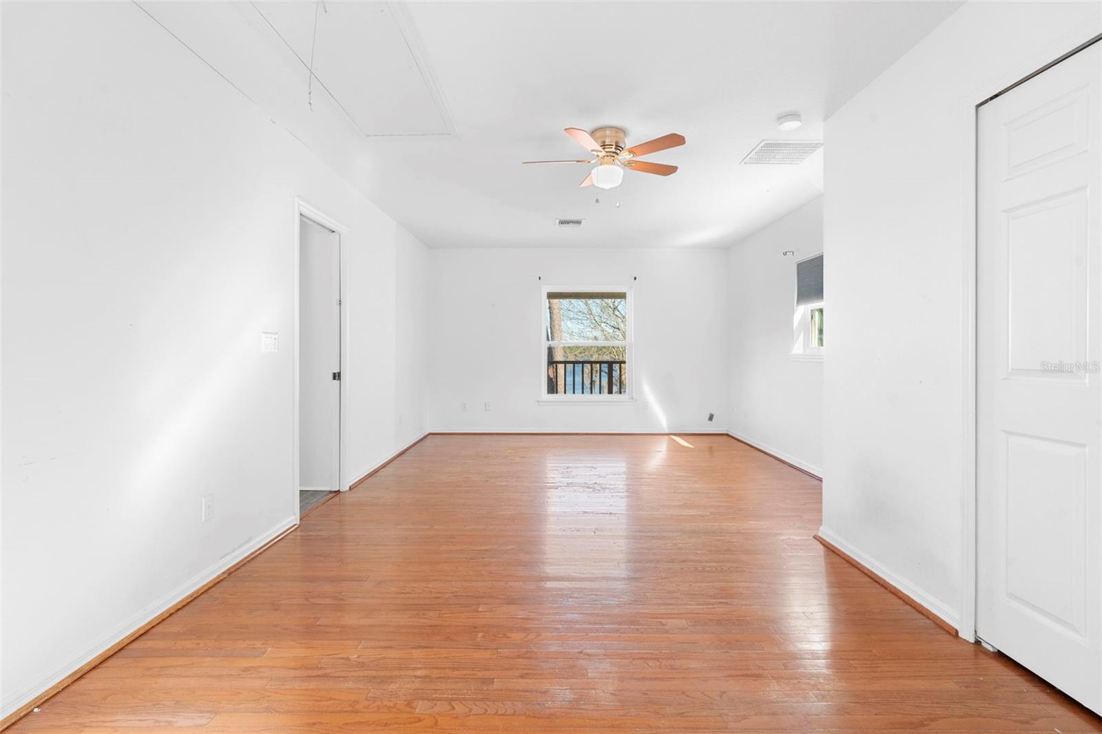 Image 62 of 70 For 811 Billsborough Road