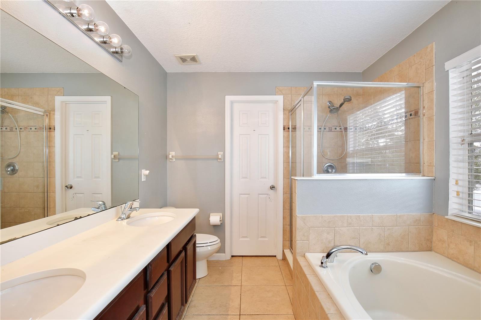 Image 14 of 31 For 11939 Citruswood Drive