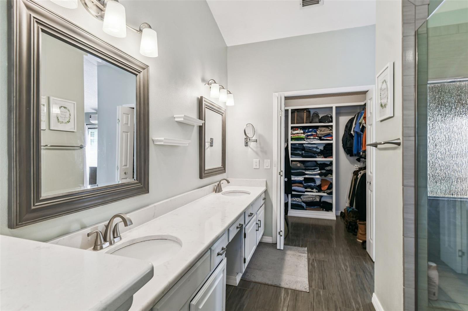 Image 27 of 60 For 987 Cross Cut Way