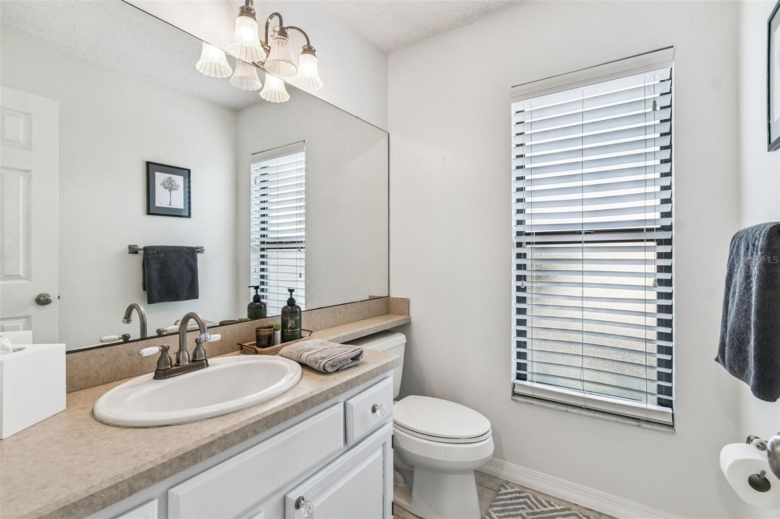 Image 30 of 60 For 987 Cross Cut Way