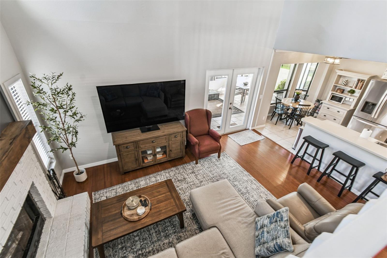 Image 31 of 60 For 987 Cross Cut Way