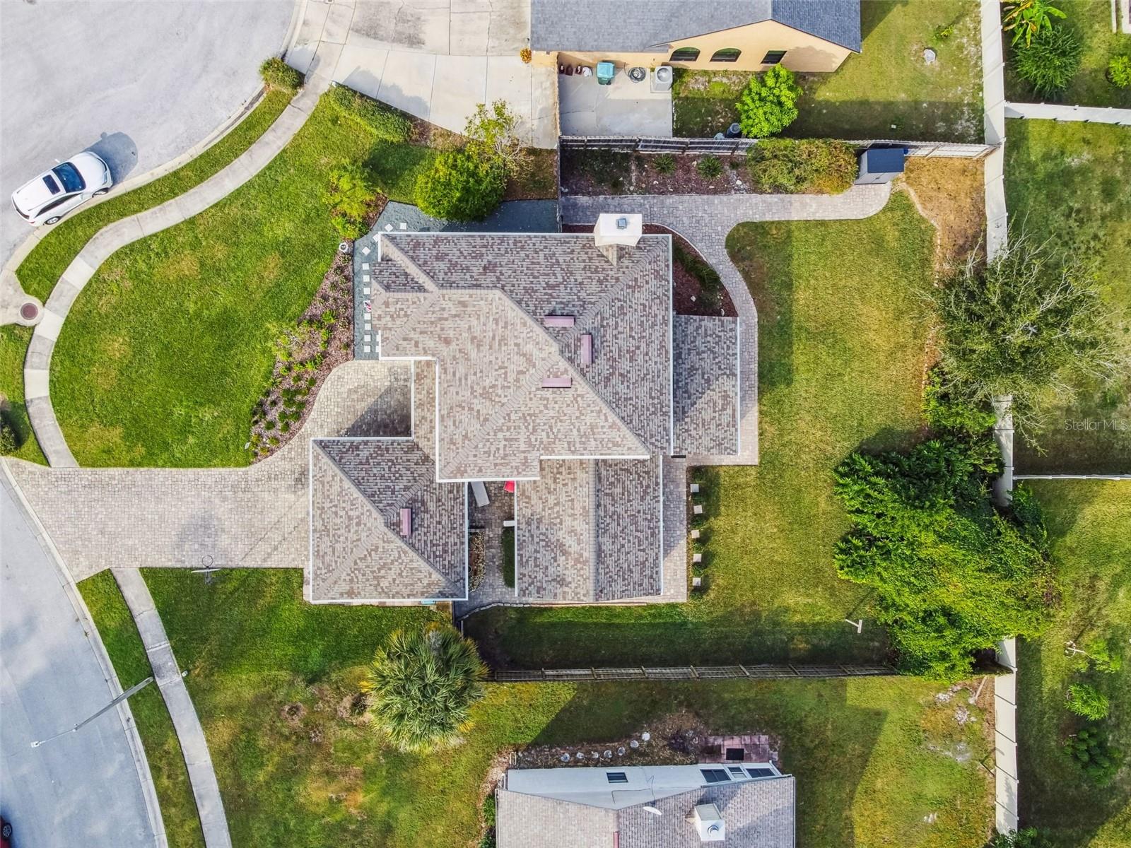 Image 4 of 60 For 987 Cross Cut Way