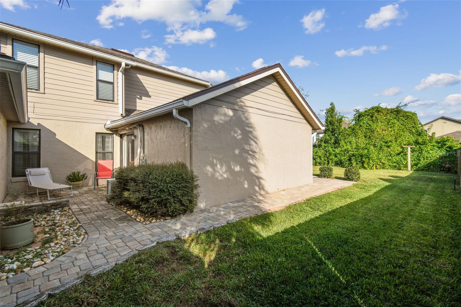 Image 50 of 60 For 987 Cross Cut Way