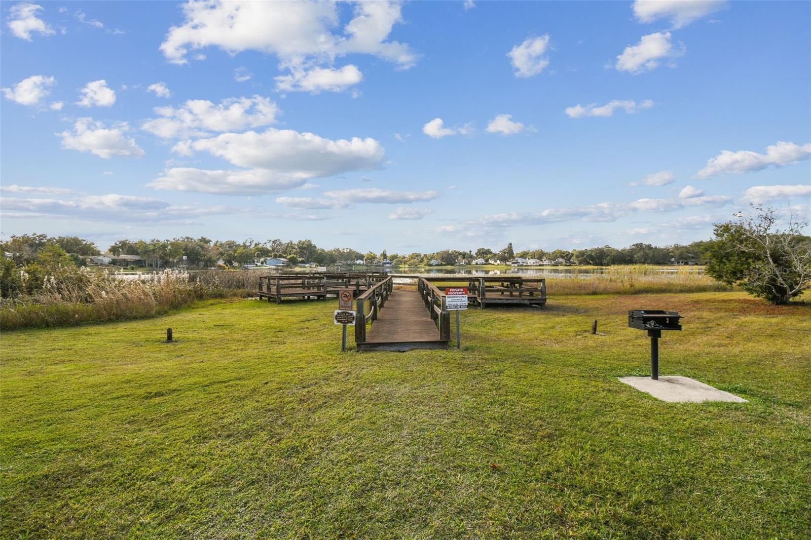 Image 57 of 60 For 987 Cross Cut Way