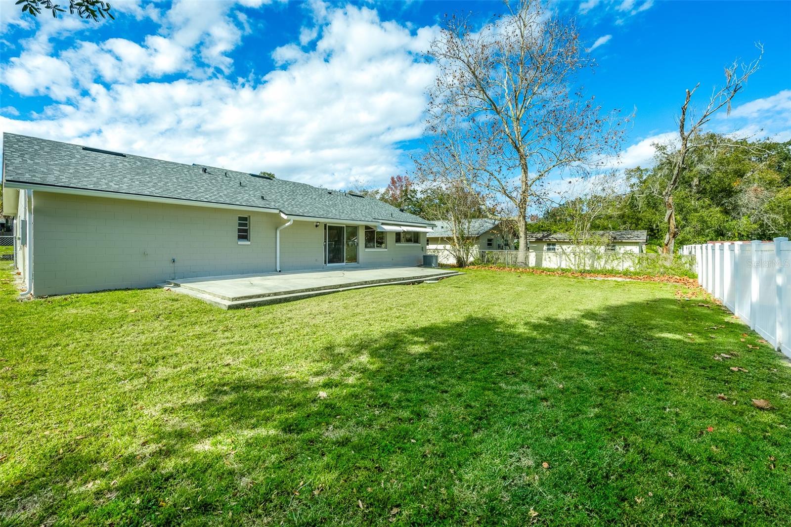 Image 5 of 16 For 605 Antilla Avenue