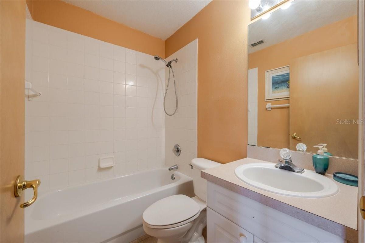 Image 13 of 25 For 203 Coco Plum Drive Main Unit