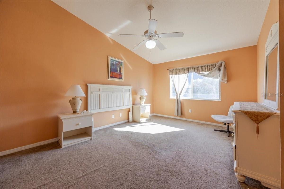 Image 16 of 25 For 203 Coco Plum Drive Main Unit