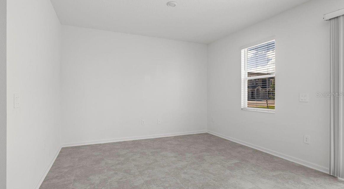 Image 10 of 24 For 3262 Laurent Loop