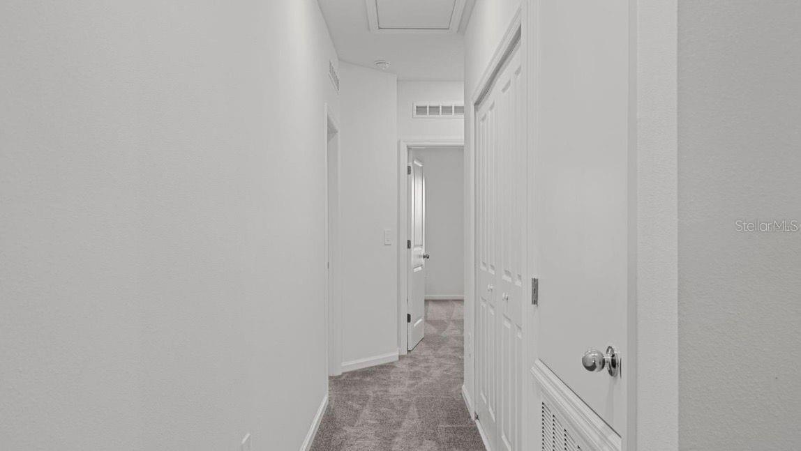 Image 17 of 24 For 3262 Laurent Loop