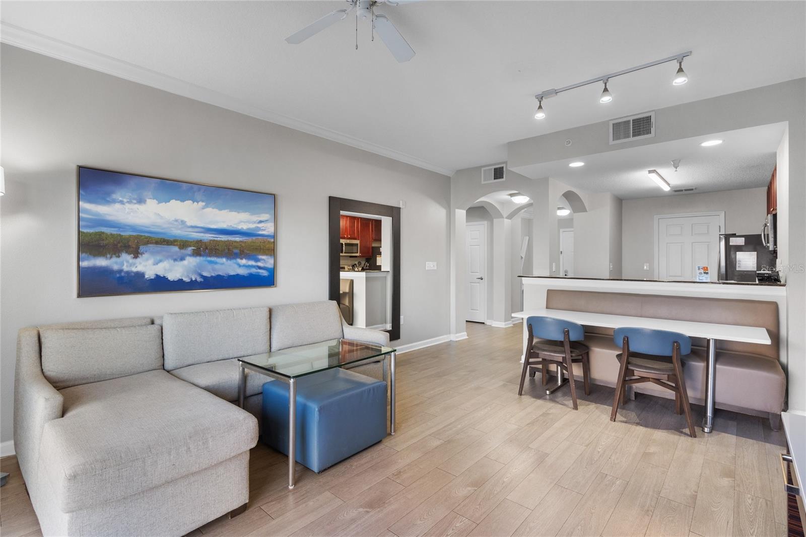 Image 10 of 28 For 14501 Grove Resort Avenue 1727