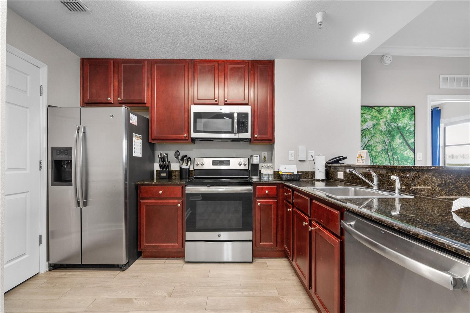 Image 3 of 28 For 14501 Grove Resort Avenue 1727