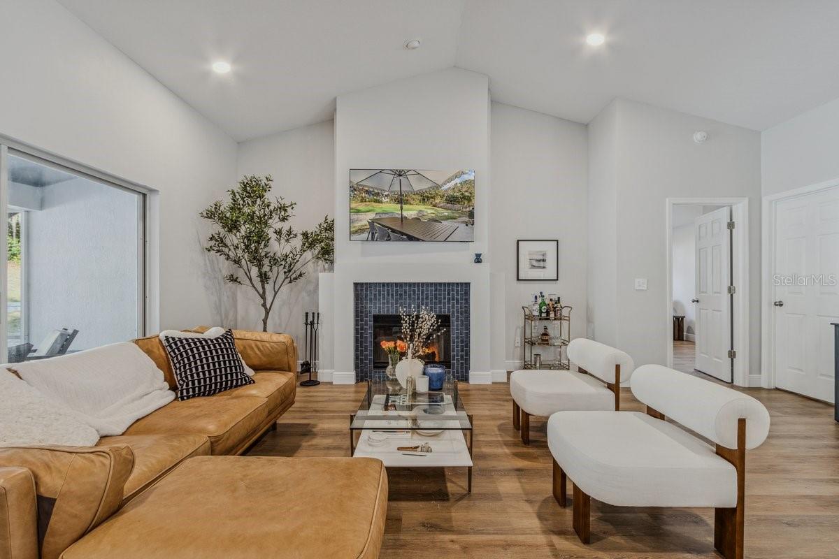 Image 15 of 50 For 1561 Rockwell Heights Drive