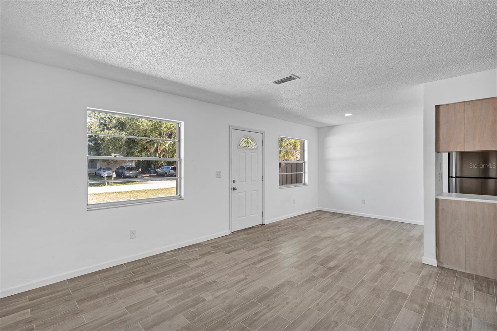 Image 5 of 20 For 2508 India Palm Drive