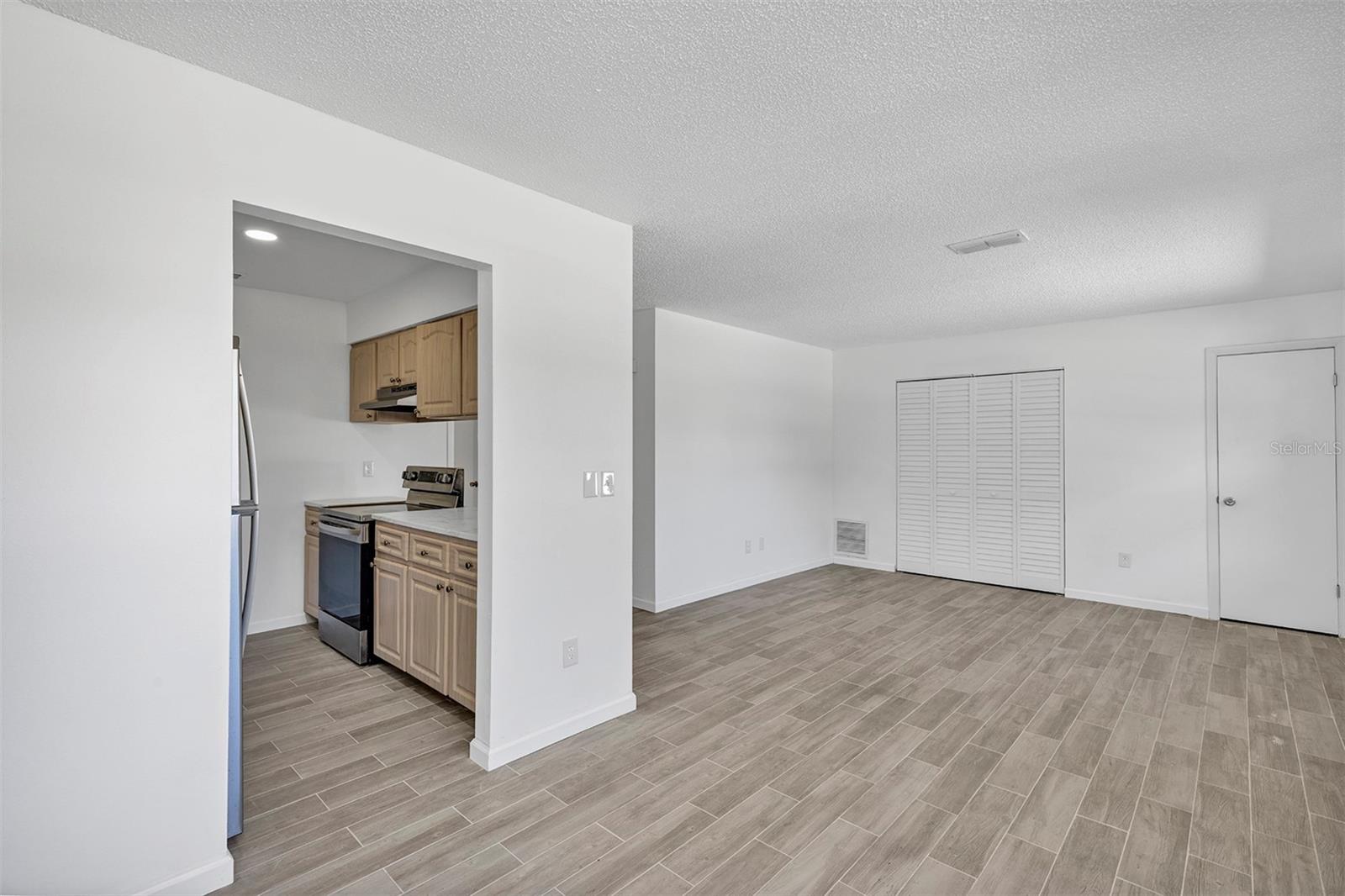 Image 6 of 20 For 2508 India Palm Drive