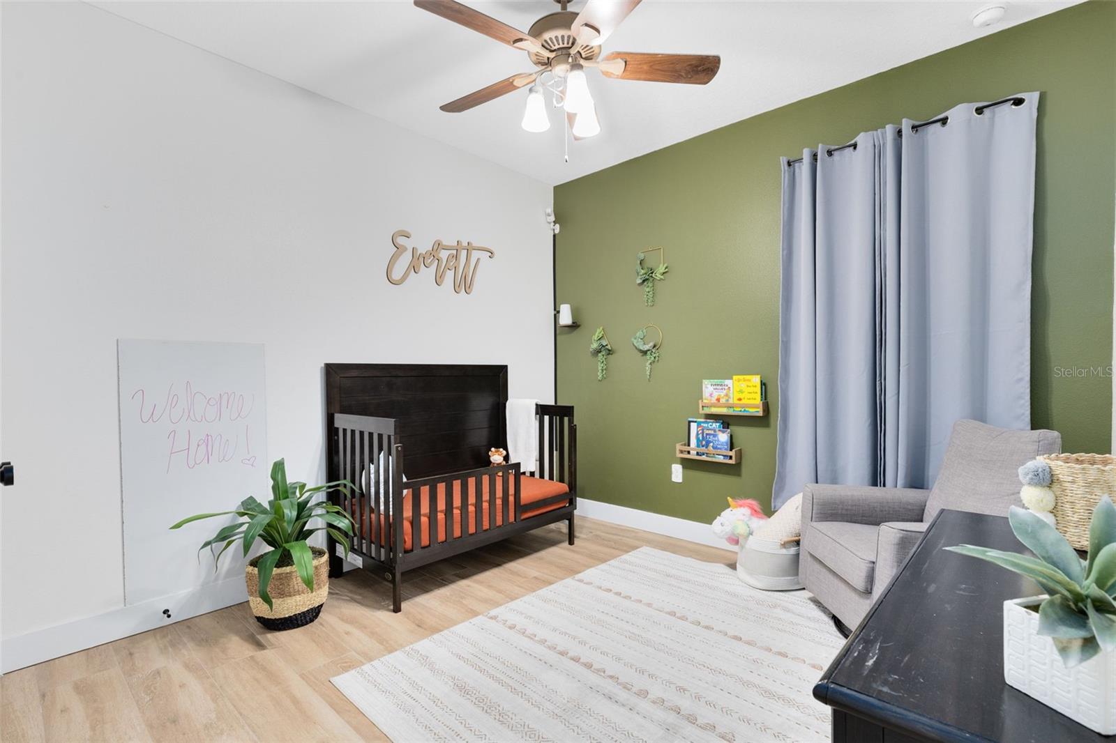 Image 10 of 39 For 1048 Fountain Coin Loop