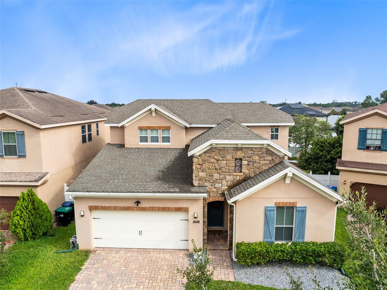 Image 34 of 39 For 1048 Fountain Coin Loop