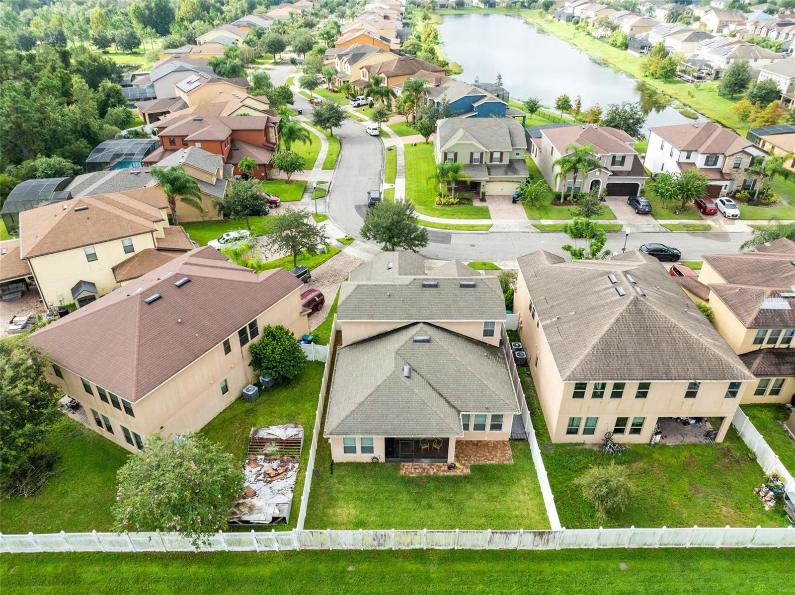 Image 36 of 39 For 1048 Fountain Coin Loop