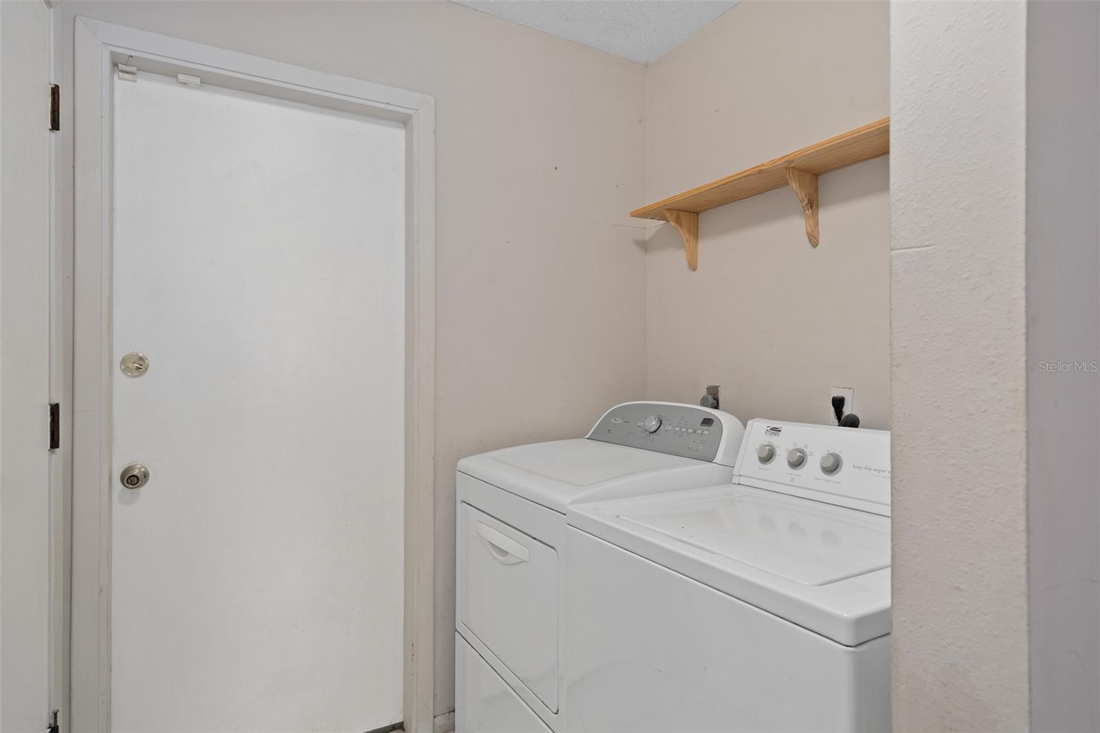 Image 17 of 37 For 1904 9th Street