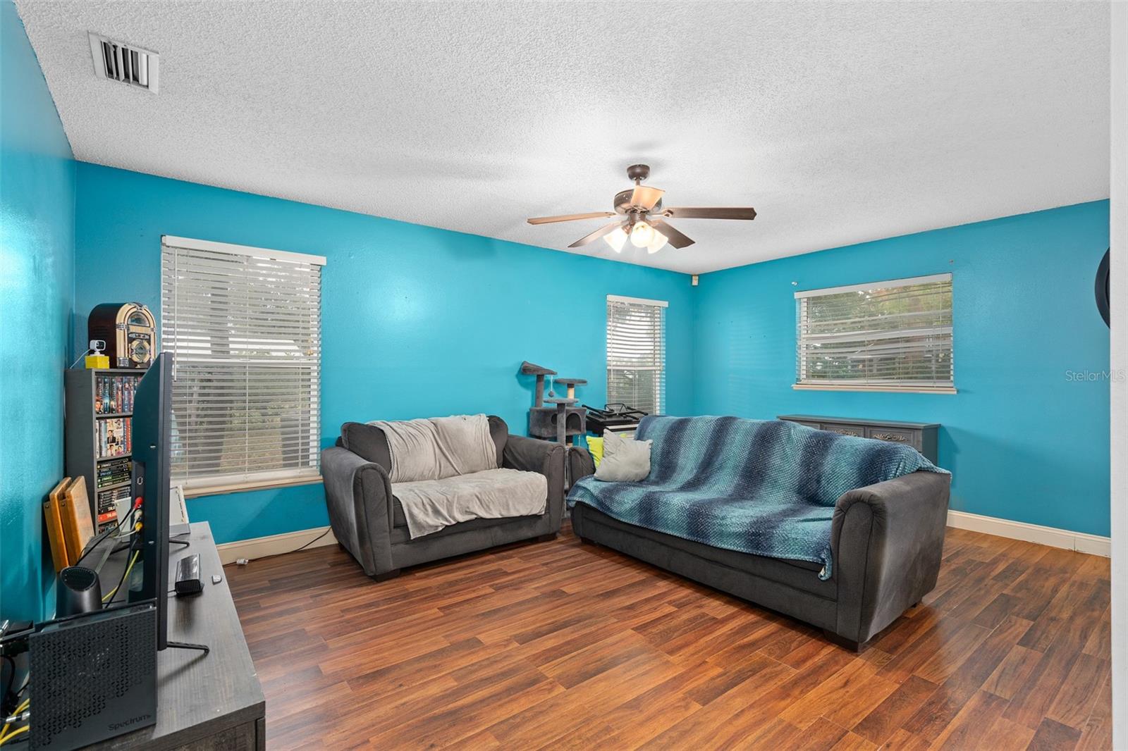 Image 7 of 37 For 1904 9th Street