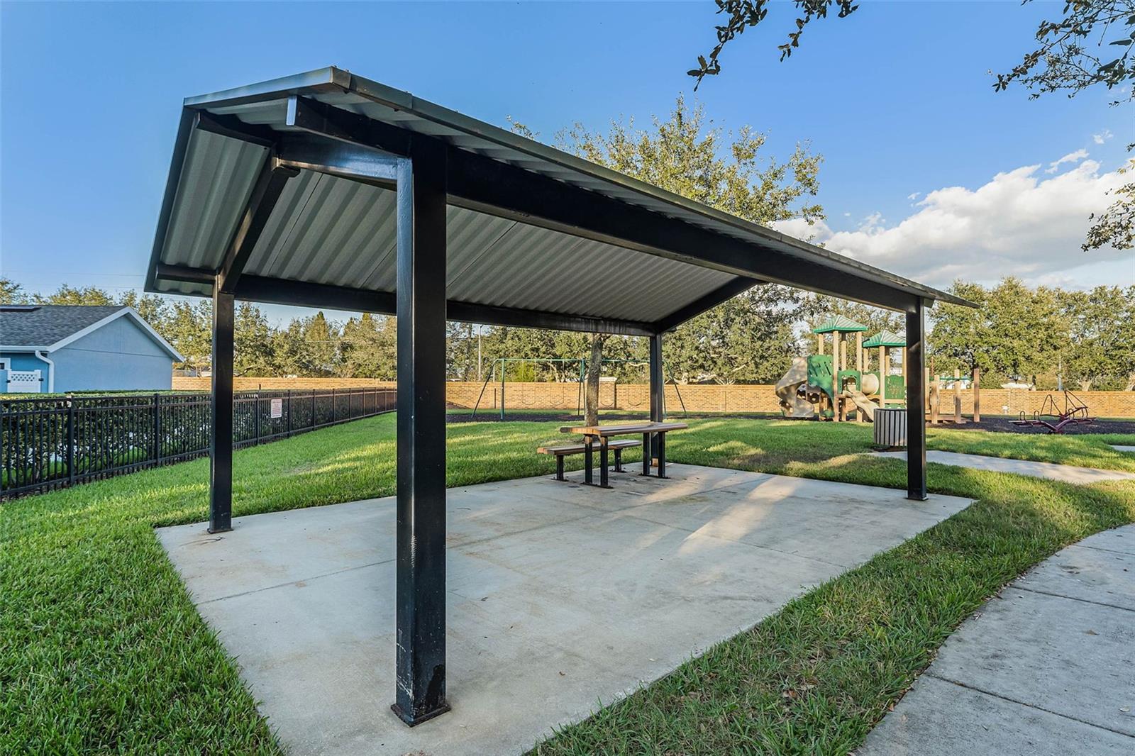 Image 23 of 31 For 8613 Leeland Archer Boulevard