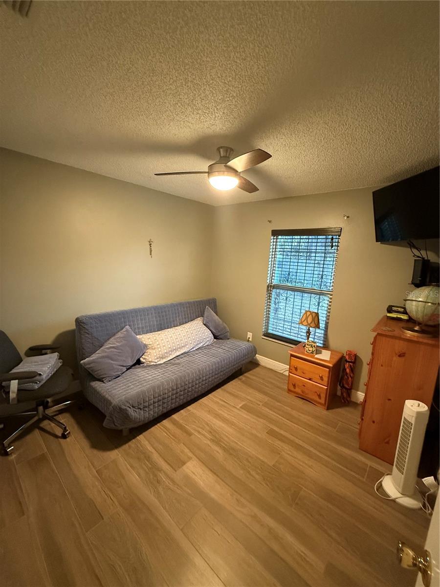 Image 12 of 21 For 7702 Legacy Lane